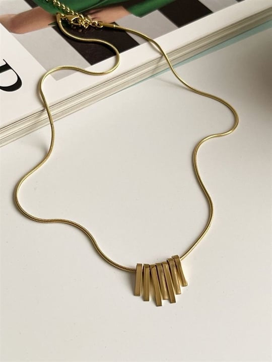 EMA-NECKLACE