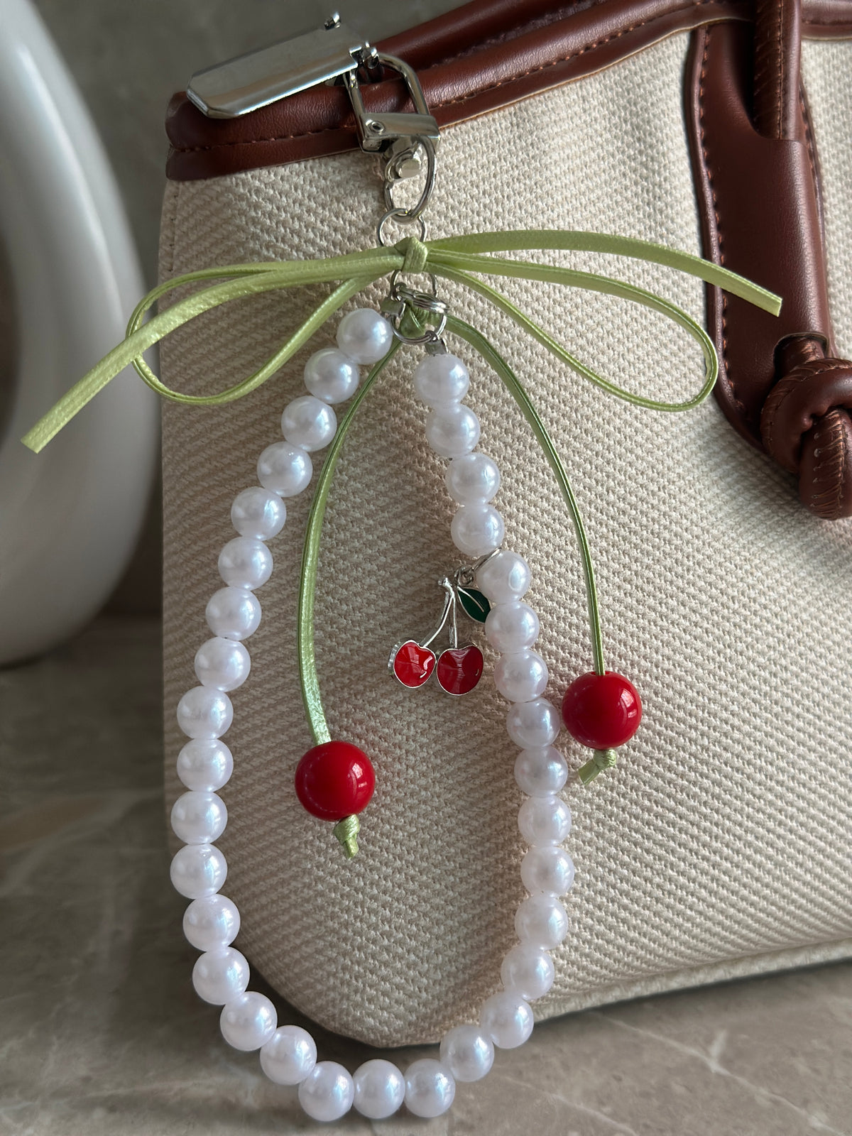 CHERRY PEARL CHARM