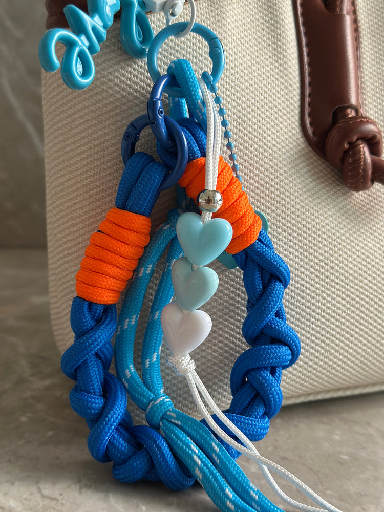 CUPID KNOT BAG CHARM ( BLUE)