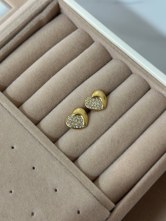 ANTONIO-HEART-STUDS