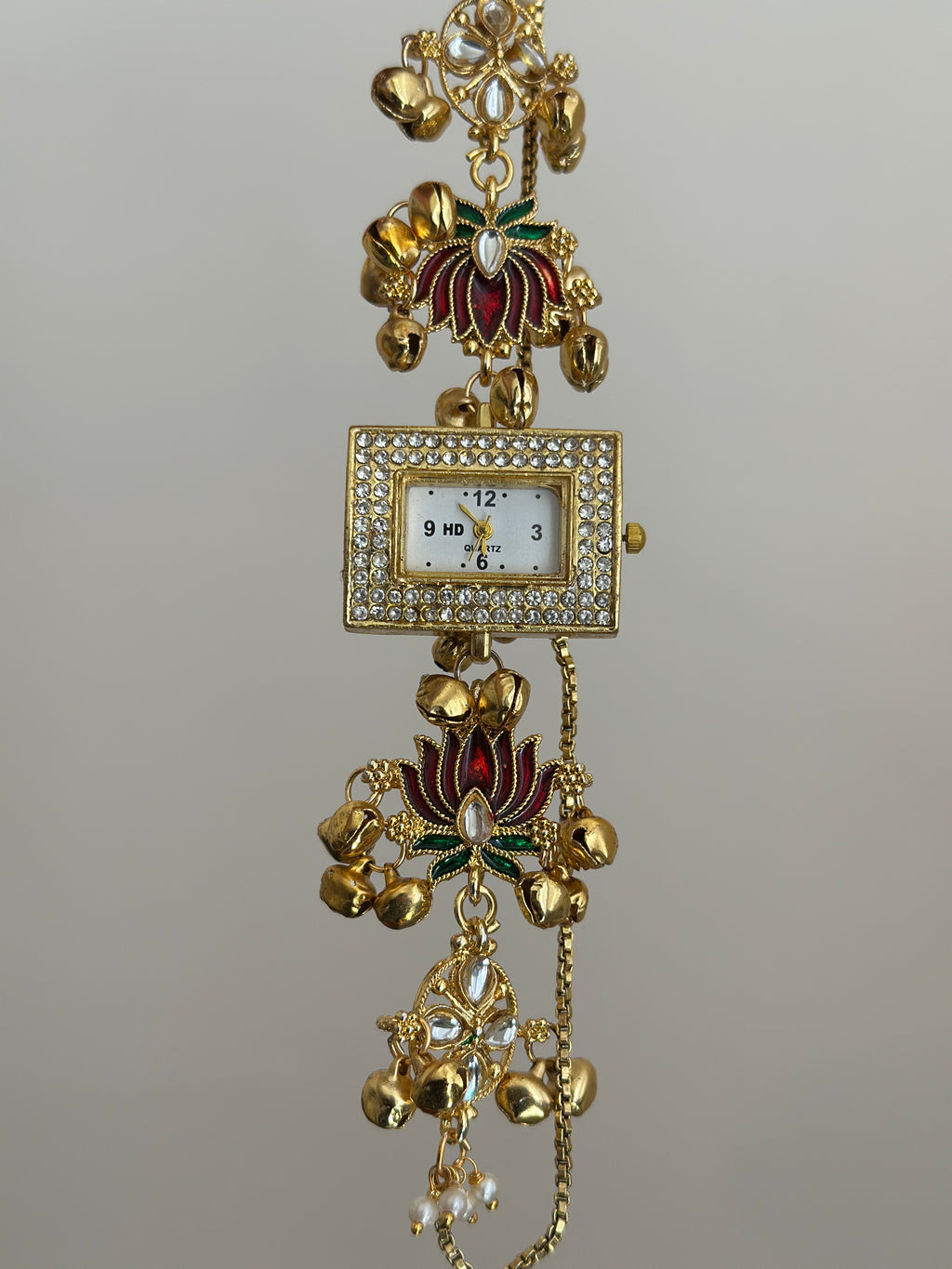 Gul-e-Kashmir Watch