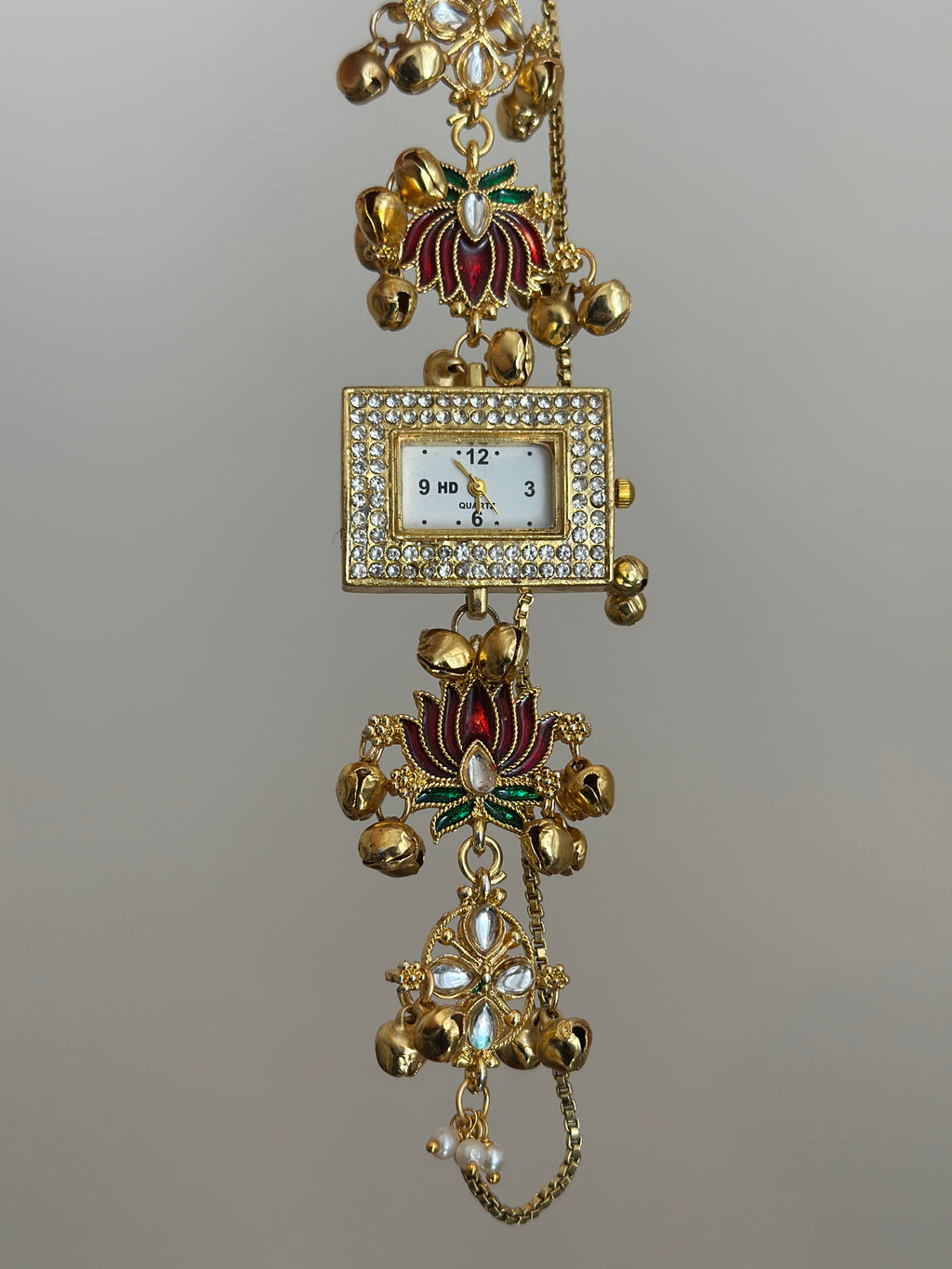 Gul-e-Kashmir Watch