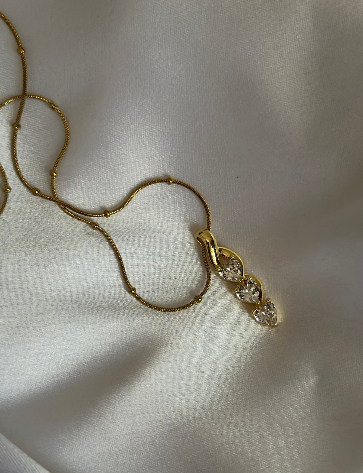 Date Night Glow Necklace