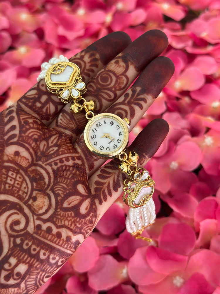 ISHAANI PEARL HERITAGE WATCH