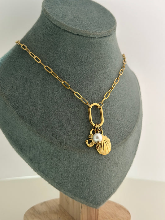 WANDER-CHARM-NECKLACE