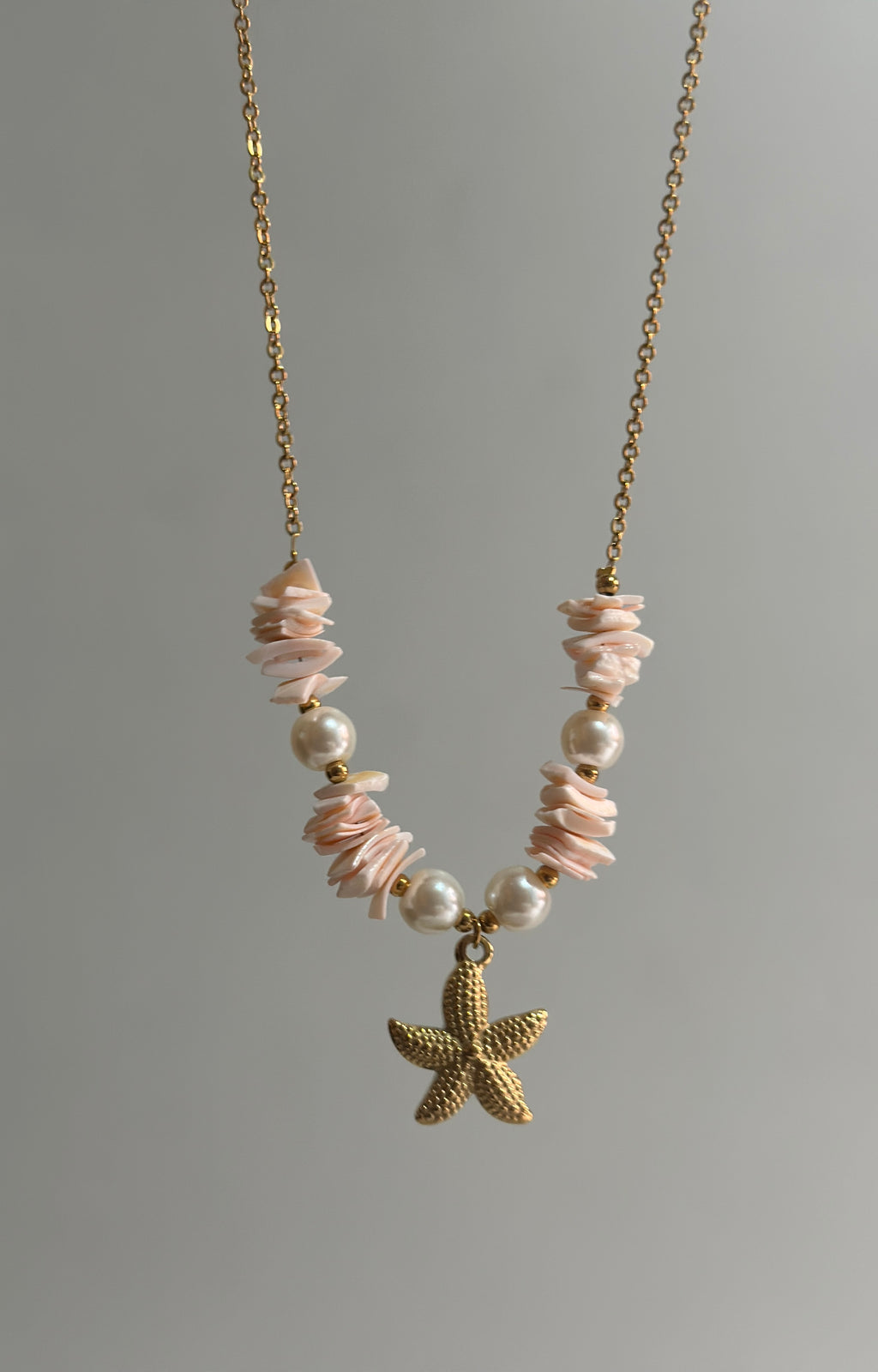 PETTLE-AND-PEBBLE-NECKLACE
