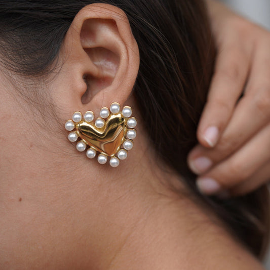 HEART-PEARL-STUDS