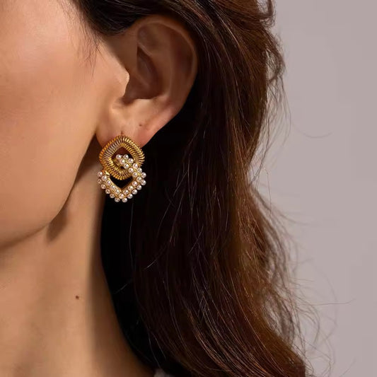 ETERNA-PEARL-EARRINGS