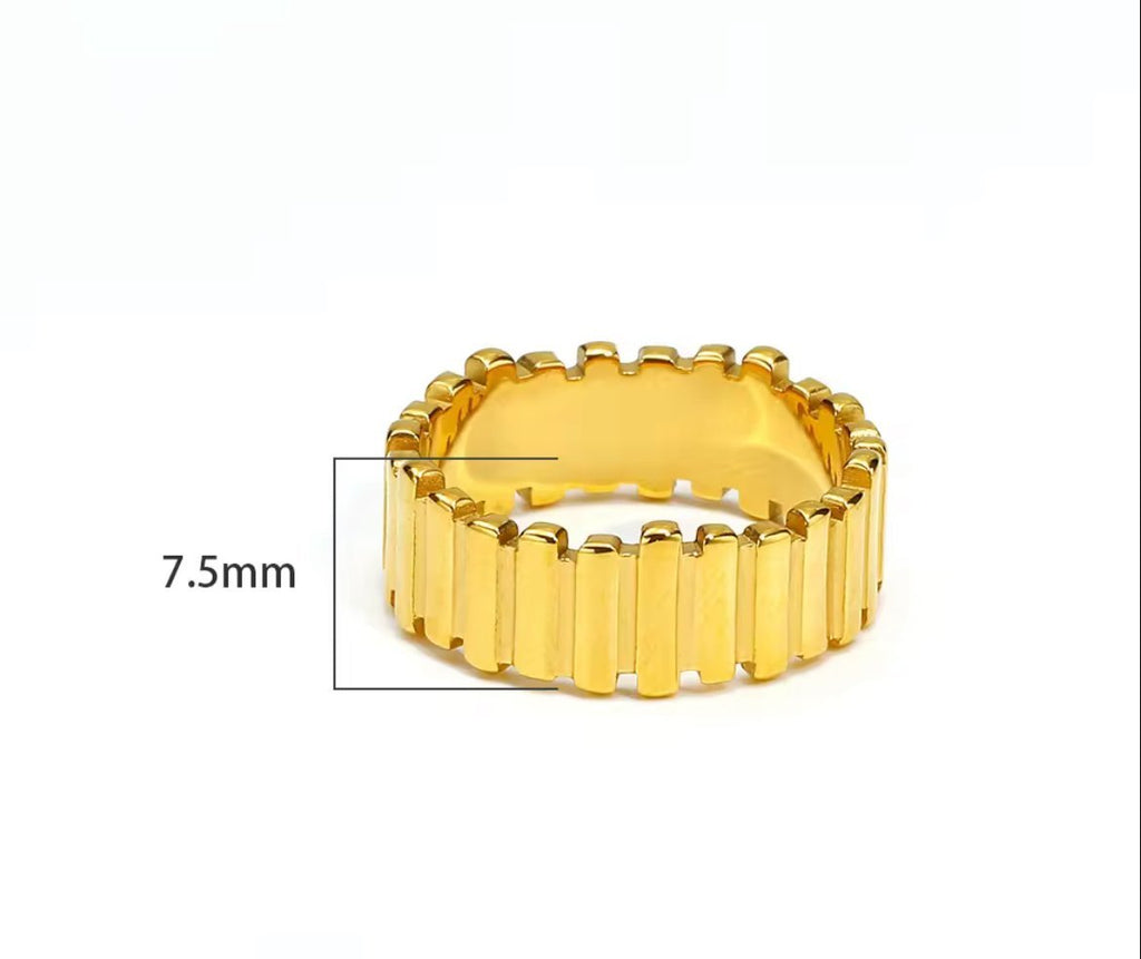 STATEMENT-ADJUSTABLE-RING